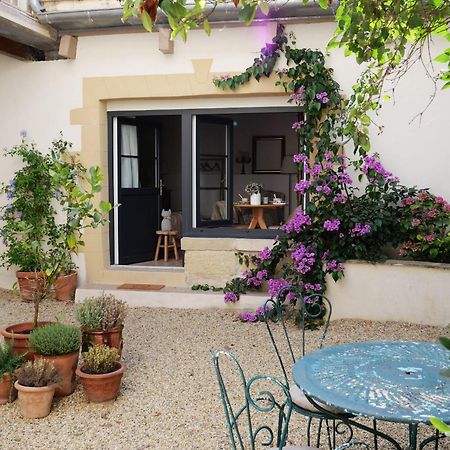 Les Songes D'Augustine Aigues-Vives (Gard) Exterior foto